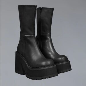 UNIF PARKER BOOT 🖤🧚🏼‍♀️